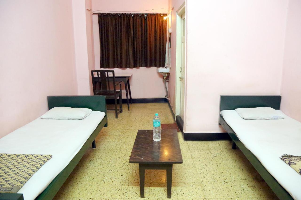 Solanki Guest House Kolhapur Exterior foto