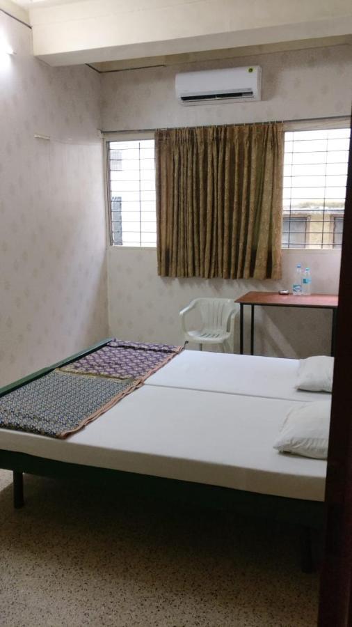 Solanki Guest House Kolhapur Exterior foto